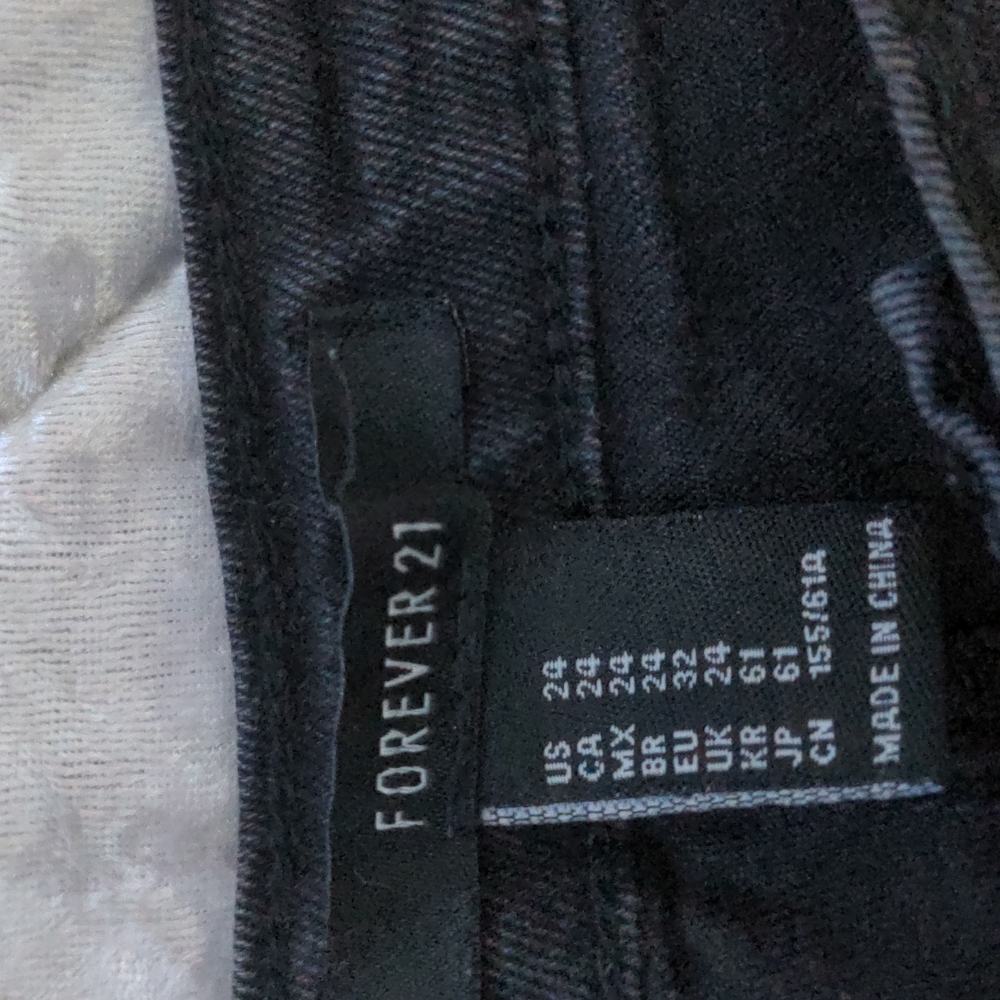 FOREVER 21 (SIZE: 24) BLACK HIGH WAISTED/RISE SKINNY JEANS